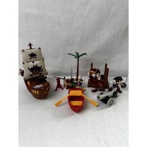 Disney Mickeys Pirates Of The Caribbean Play Set - Missing pieces